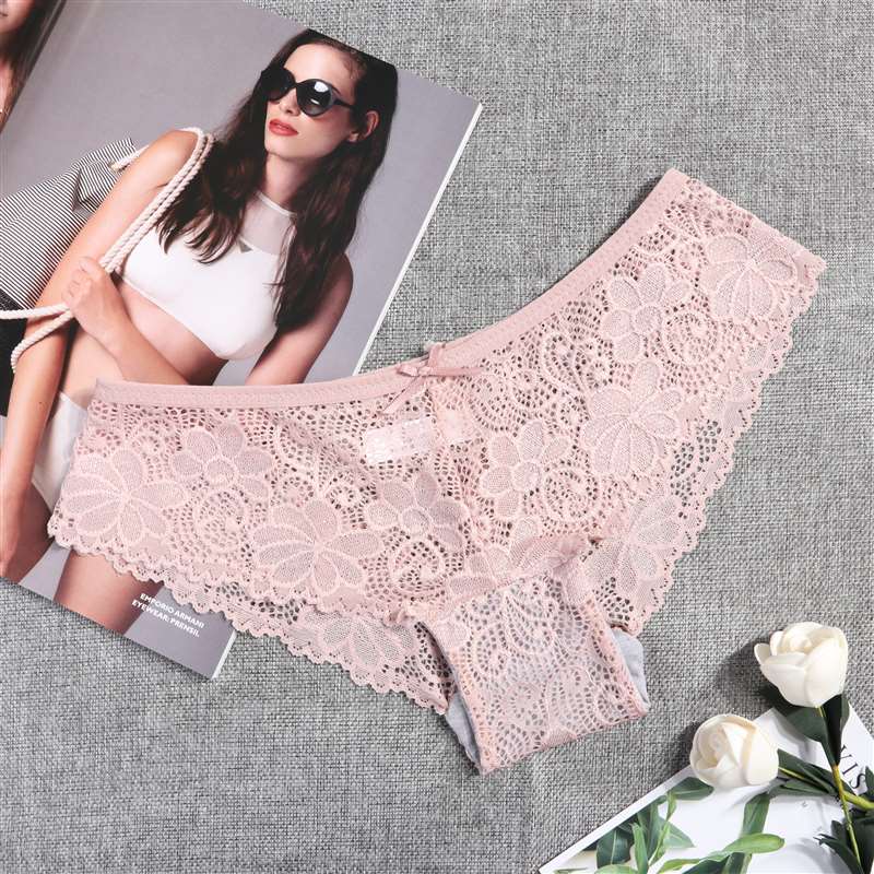 Women's Lace Patterned Panties