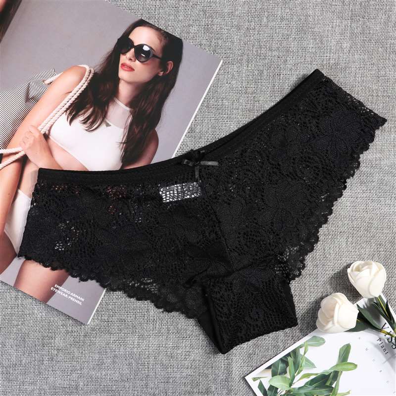 Women's Lace Patterned Panties